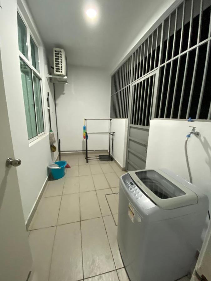 Desaru Happy Guest House D ภายนอก รูปภาพ