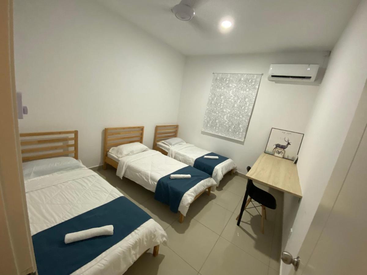 Desaru Happy Guest House D ภายนอก รูปภาพ